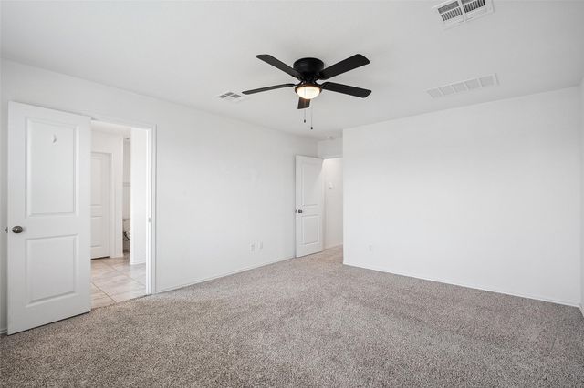 105 Canley LOOP, Hutto, TX 78634
