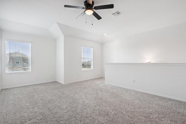 105 Canley LOOP, Hutto, TX 78634