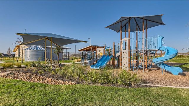 105 Canley LOOP, Hutto, TX 78634