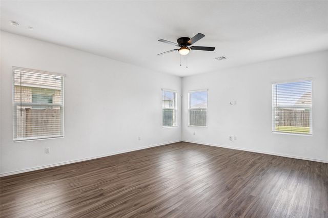 105 Canley LOOP, Hutto, TX 78634