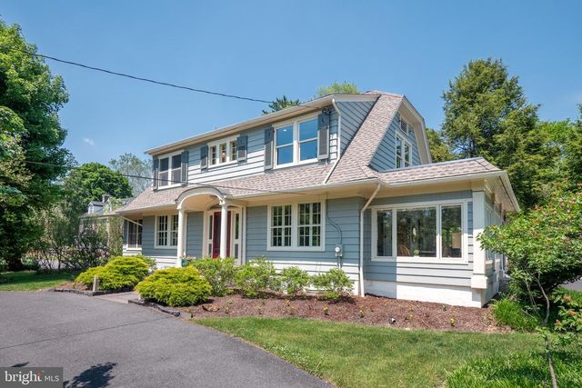2770 S DELAWARE DR, Easton, PA 18042