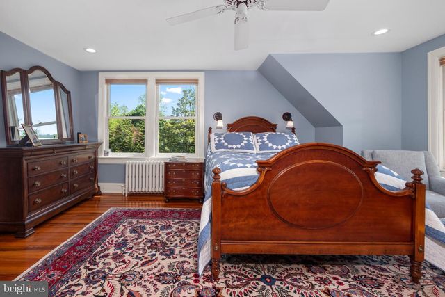 2770 S DELAWARE DR, Easton, PA 18042