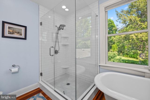 2770 S DELAWARE DR, Easton, PA 18042