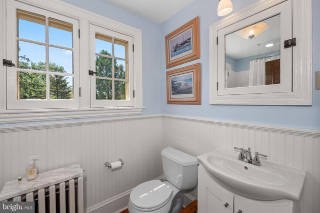 2770 S DELAWARE DR, Easton, PA 18042