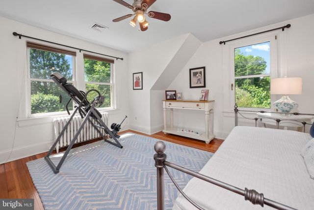 2770 S DELAWARE DR, Easton, PA 18042