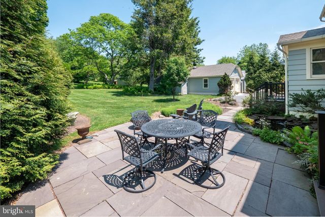 2770 S DELAWARE DR, Easton, PA 18042