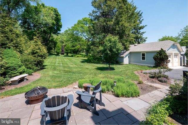 2770 S DELAWARE DR, Easton, PA 18042