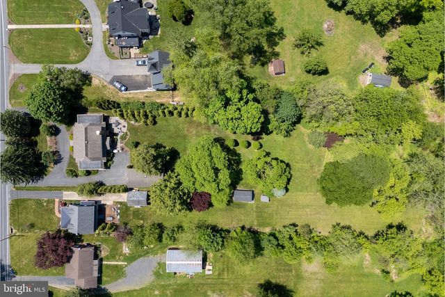 2770 S DELAWARE DR, Easton, PA 18042