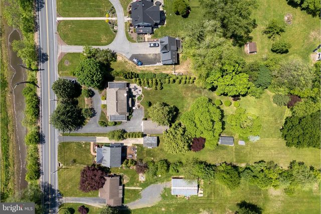 2770 S DELAWARE DR, Easton, PA 18042