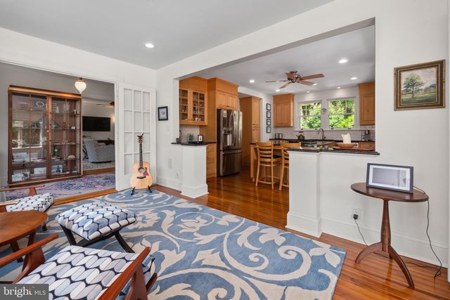 2770 S DELAWARE DR, Easton, PA 18042