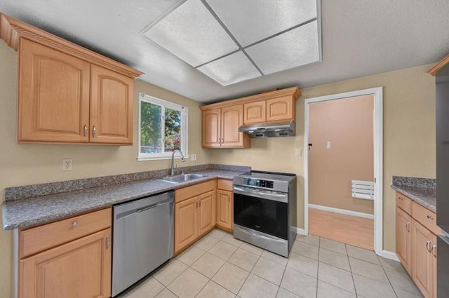 1099 N Abbott Avenue, Milpitas, CA 95035