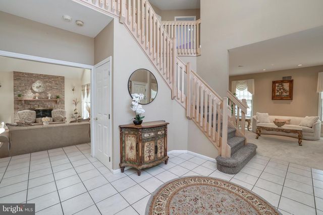 15 SCENIC DR, Ewing, NJ 08628