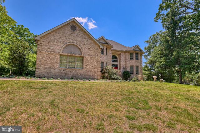 15 SCENIC DR, Ewing, NJ 08628