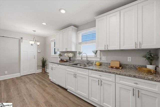 5 Lamar Circle, Greenville, SC 29605