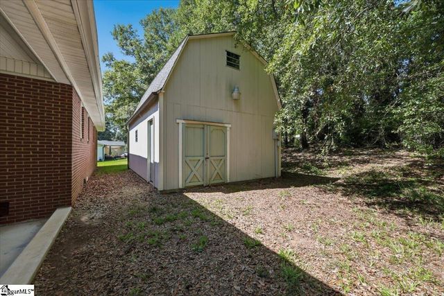 5 Lamar Circle, Greenville, SC 29605