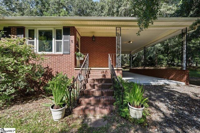 5 Lamar Circle, Greenville, SC 29605