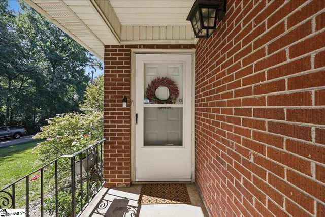 5 Lamar Circle, Greenville, SC 29605