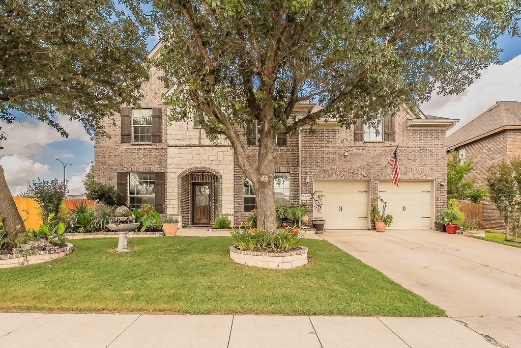 6216 Lamb Creek Drive, Fort Worth, TX 76179