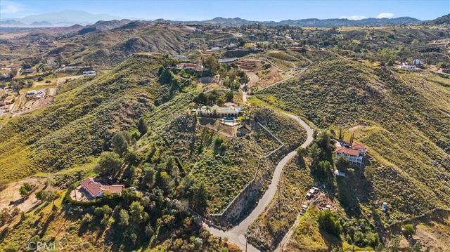 20390 Christo Court, Lake Mathews, CA 92570
