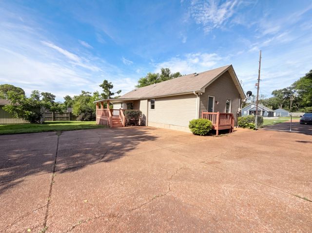 311 Forest Park Rd, Madison, TN 37115