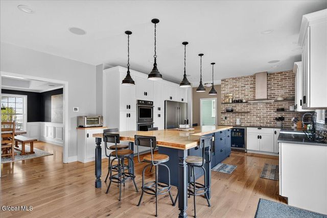 54 Walden Circle, Stillwater, NY 12866