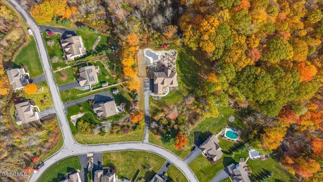 54 Walden Circle, Stillwater, NY 12866