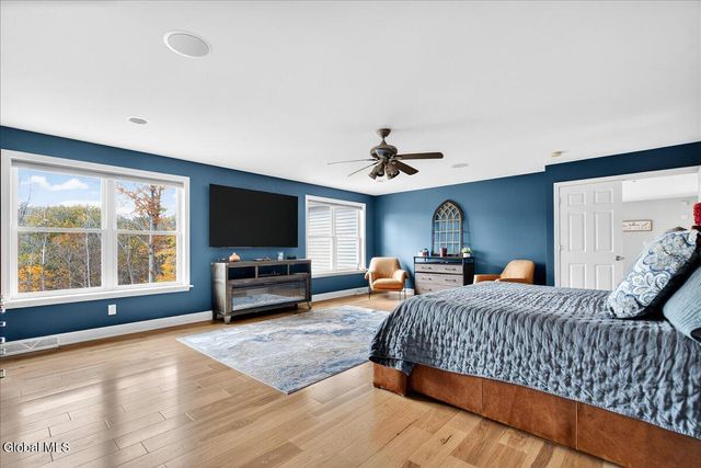 54 Walden Circle, Stillwater, NY 12866