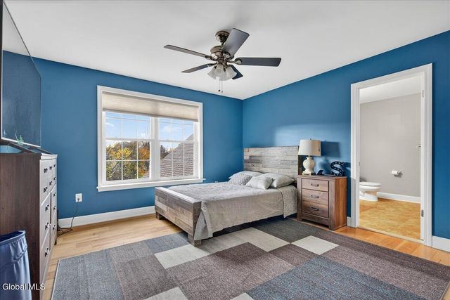 54 Walden Circle, Stillwater, NY 12866