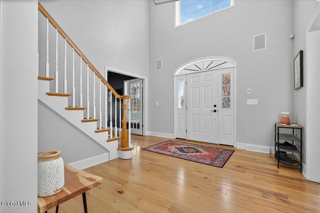 54 Walden Circle, Stillwater, NY 12866