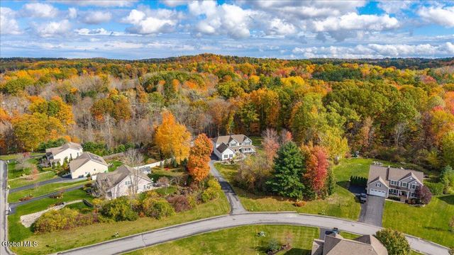 54 Walden Circle, Stillwater, NY 12866