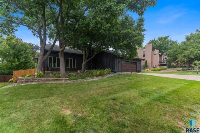 308 E Aspen Dr Drive, Sioux Falls, SD 57105