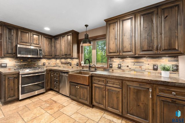 308 E Aspen Dr Drive, Sioux Falls, SD 57105