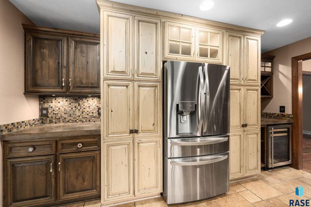 308 E Aspen Dr Drive, Sioux Falls, SD 57105