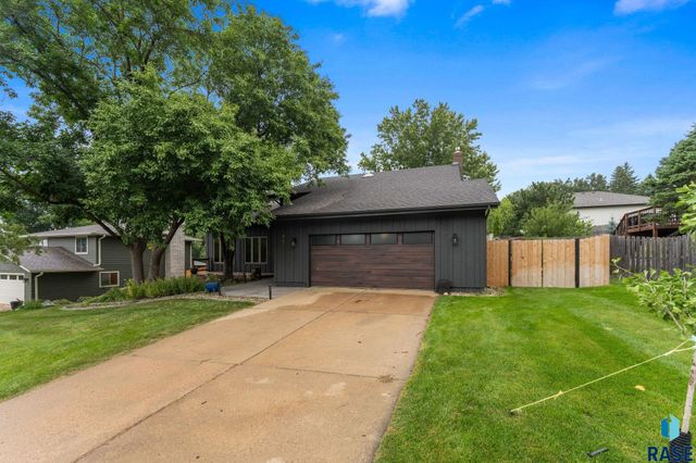 308 E Aspen Dr Drive, Sioux Falls, SD 57105