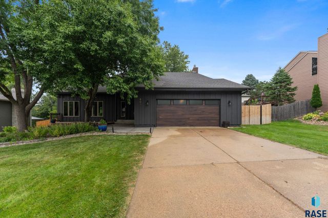 308 E Aspen Dr Drive, Sioux Falls, SD 57105