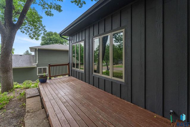 308 E Aspen Dr Drive, Sioux Falls, SD 57105