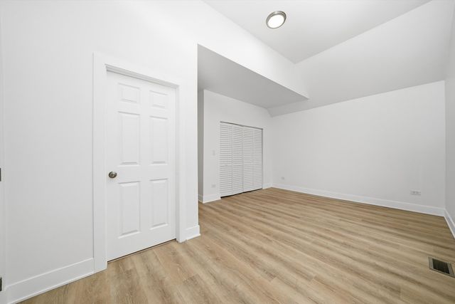 6409 S Albany Avenue, Chicago, IL 60629