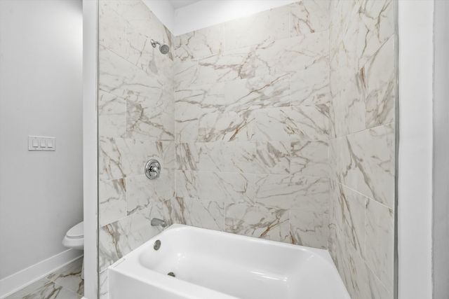 6409 S Albany Avenue, Chicago, IL 60629