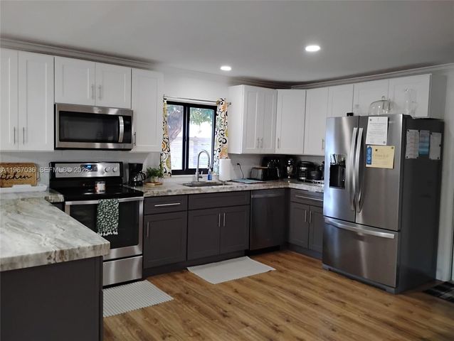 8802 Fordham, Fort Myers, FL 33907