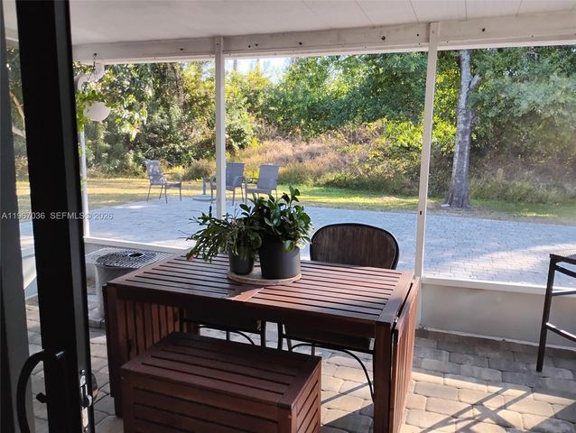 8802 Fordham, Fort Myers, FL 33907