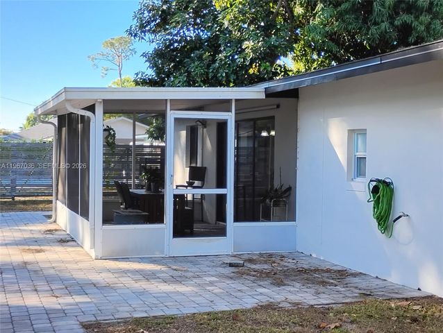 8802 Fordham, Fort Myers, FL 33907