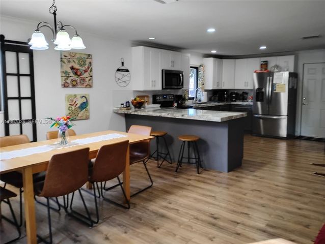 8802 Fordham, Fort Myers, FL 33907