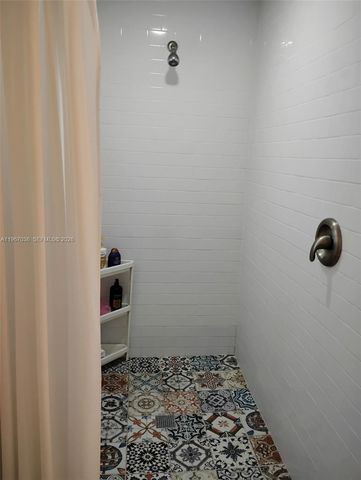 8802 Fordham, Fort Myers, FL 33907