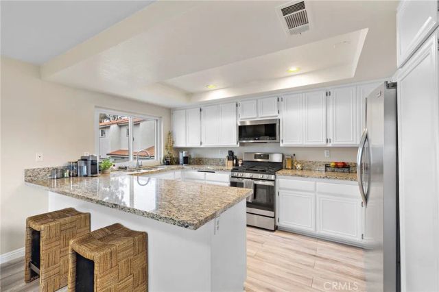 21038 Poolside, Huntington Beach, CA 92648