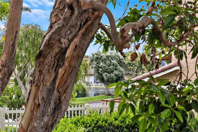 21038 Poolside, Huntington Beach, CA 92648