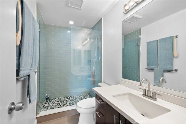21038 Poolside, Huntington Beach, CA 92648