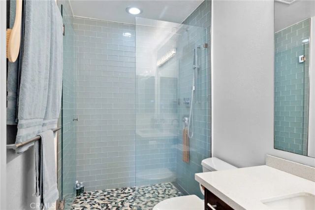 21038 Poolside, Huntington Beach, CA 92648