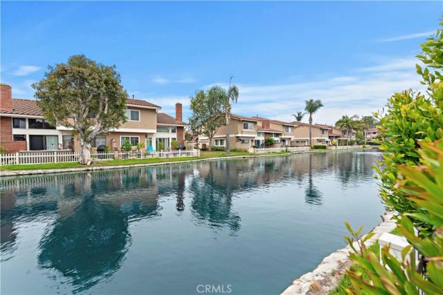 21038 Poolside, Huntington Beach, CA 92648