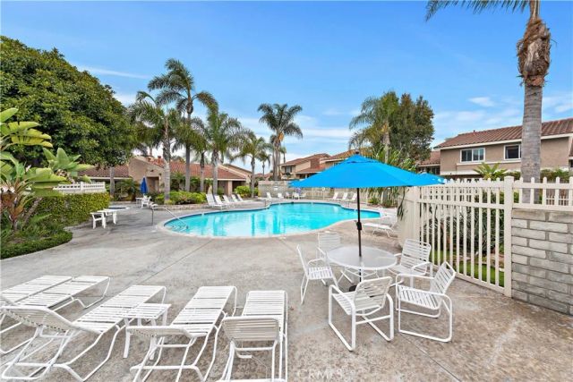 21038 Poolside, Huntington Beach, CA 92648