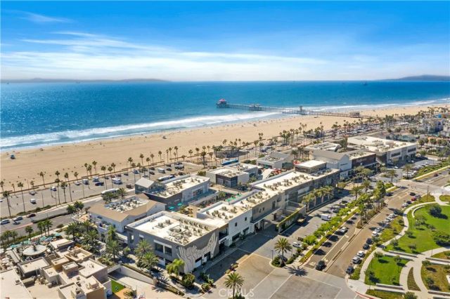 21038 Poolside, Huntington Beach, CA 92648